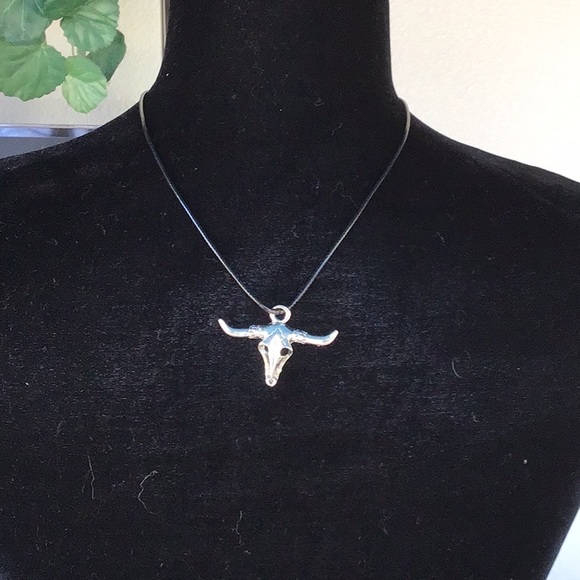 Boutique new- bull skull leather necklace cool - Picture 5 of 5